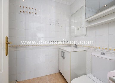 Sale - Bungalow - Torrevieja - Aguas nuevas 2