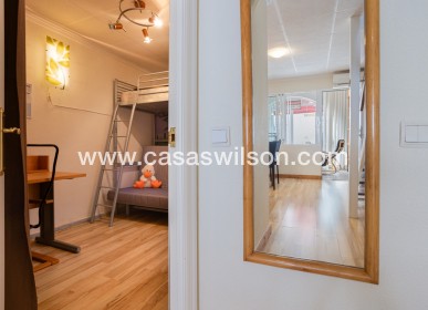 Sale - Townhouse - Torrevieja - La Siesta