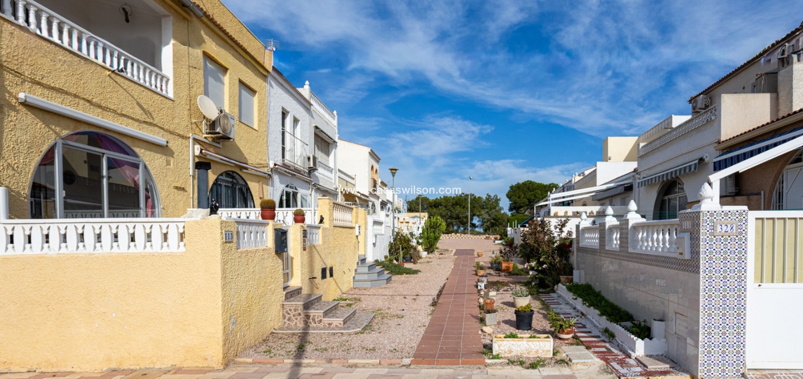 Sale - Townhouse - Torrevieja - La Siesta