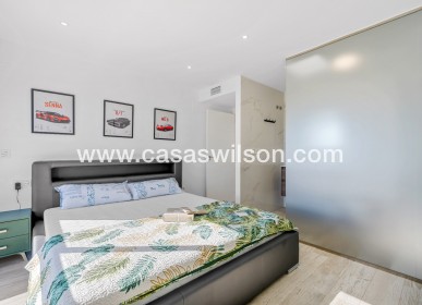 Sale - Villa - Los Alcazares - Serena Golf