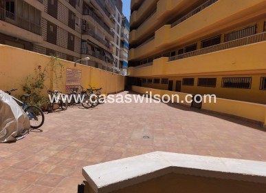 Sale - Apartment - Torrevieja - Puerto Deportivo