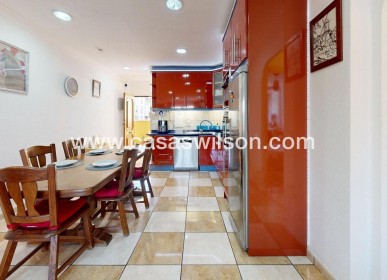 Sale - Apartment - Torrevieja - Puerto Deportivo