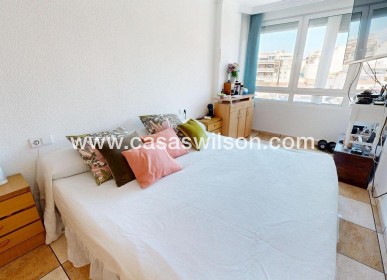 Sale - Apartment - Torrevieja - Puerto Deportivo