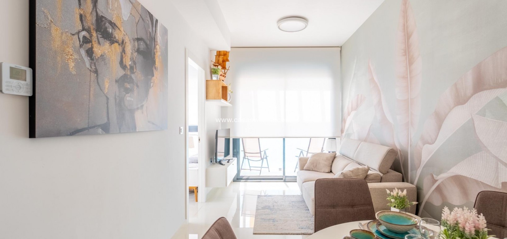 Sale - Apartment - Torrevieja - Estacion De Autobuses