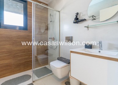 Sale - Apartment - Torrevieja - Estacion De Autobuses