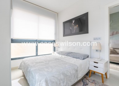 Sale - Apartment - Torrevieja - Estacion De Autobuses