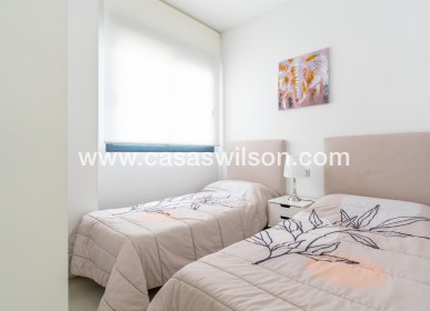 Sale - Apartment - Torrevieja - Estacion De Autobuses