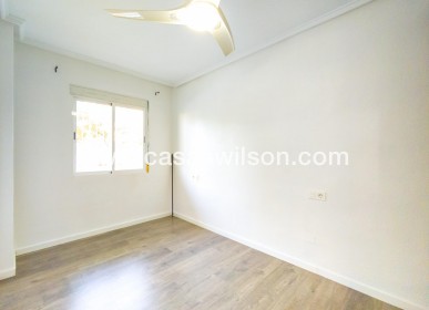 Sale - Apartment - Torrevieja