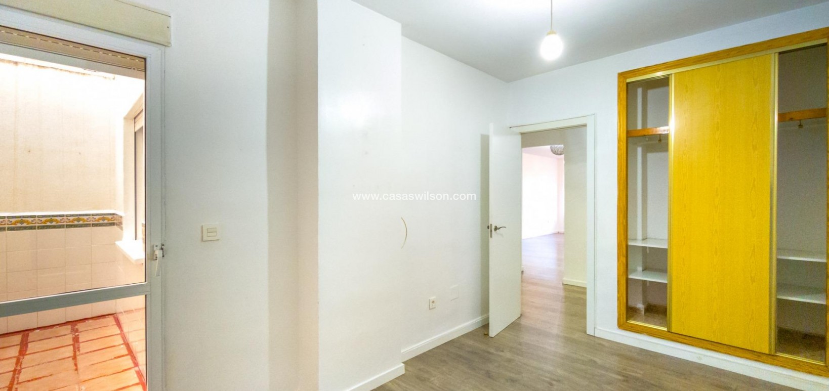 Sale - Apartment - Torrevieja