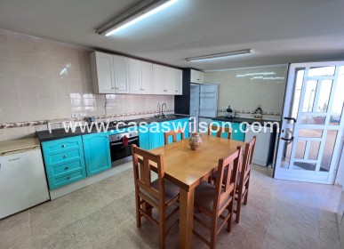 Sale - House - Benejúzar