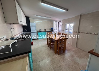 Sale - House - Benejúzar