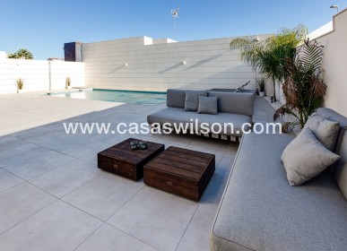 Nueva construcción  - Chalet - Pilar de la Horadada - pueblo