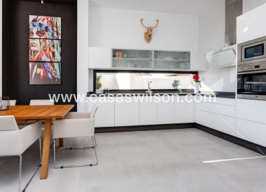 Nueva construcción  - Chalet - Pilar de la Horadada - pueblo