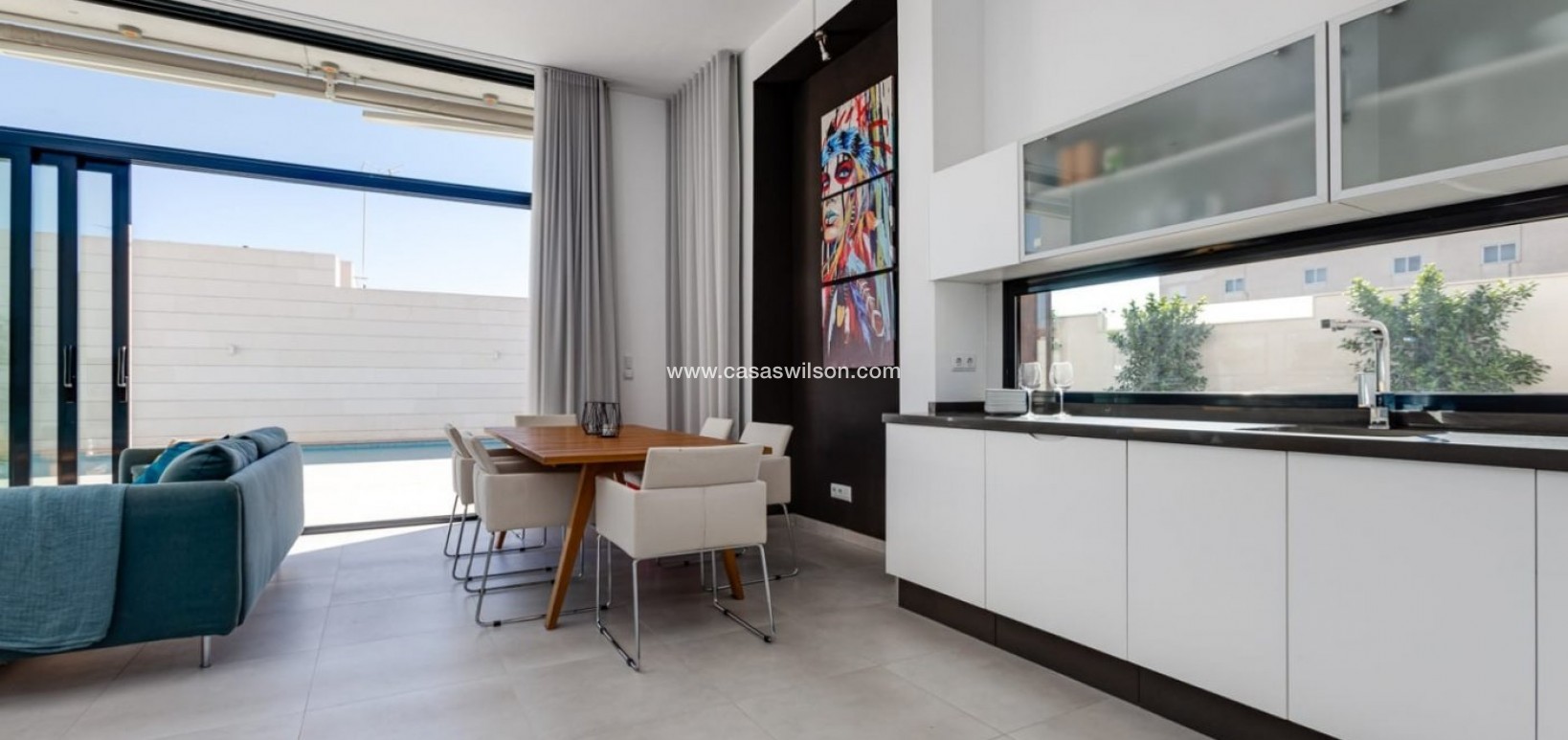 Nueva construcción  - Chalet - Pilar de la Horadada - pueblo