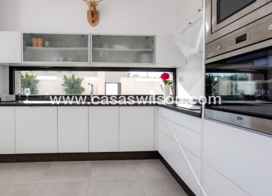 Nueva construcción  - Chalet - Pilar de la Horadada - pueblo