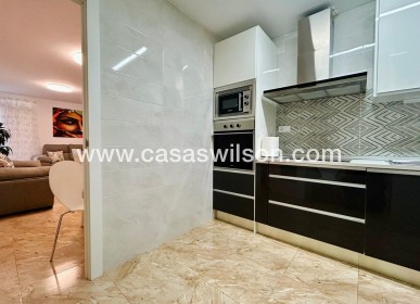 Sale - Townhouse - Torrevieja - Costa Blanca