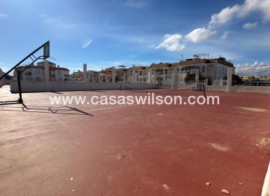 Sale - Bungalow - Torrevieja - Torretas