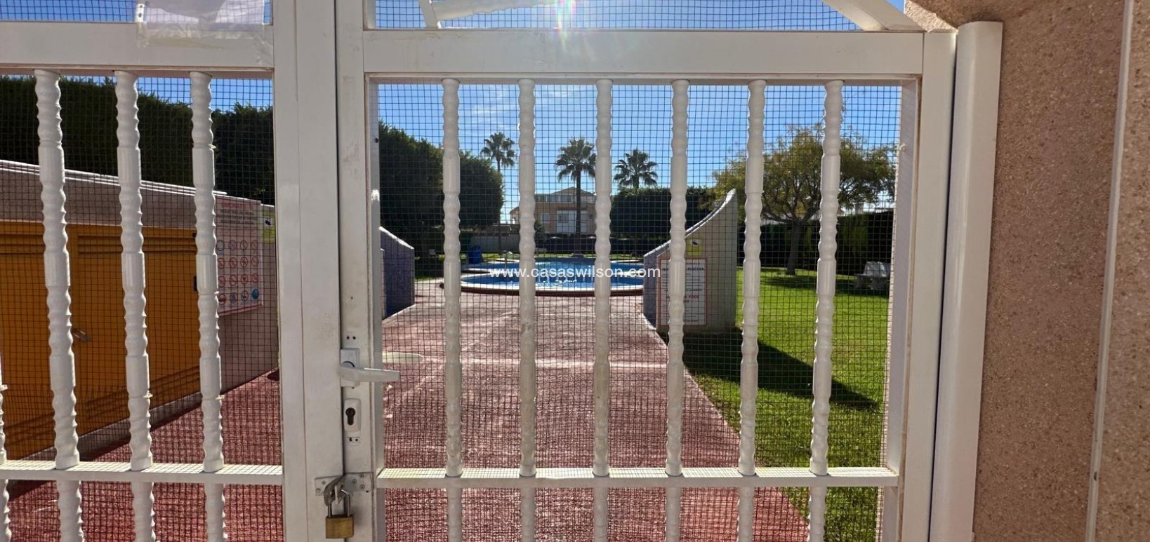 Sale - Bungalow - Torrevieja - Torretas