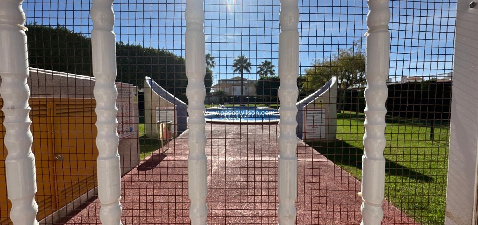 Sale - Bungalow - Torrevieja - Torretas