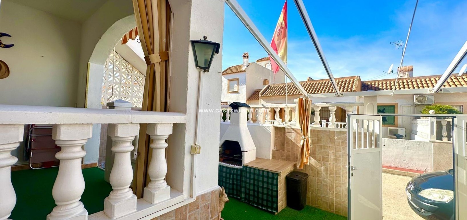 Sale - Bungalow - Torrevieja - Torretas