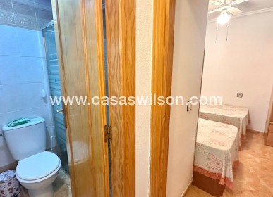 Sale - Bungalow - Torrevieja - Torretas