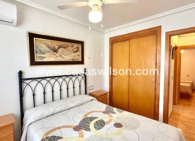 Sale - Bungalow - Torrevieja - Torretas