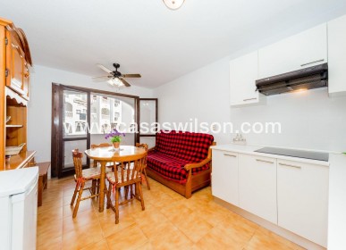 Sale - Apartment - Torrevieja - Calas blanca