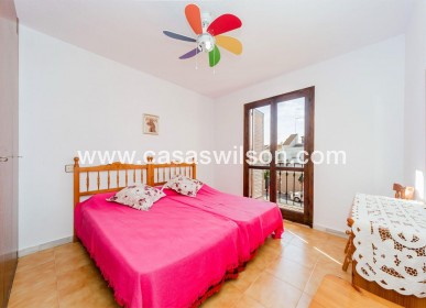 Sale - Apartment - Torrevieja - Calas blanca