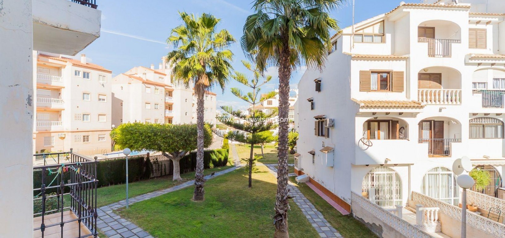 Sale - Apartment - Torrevieja - Calas blanca