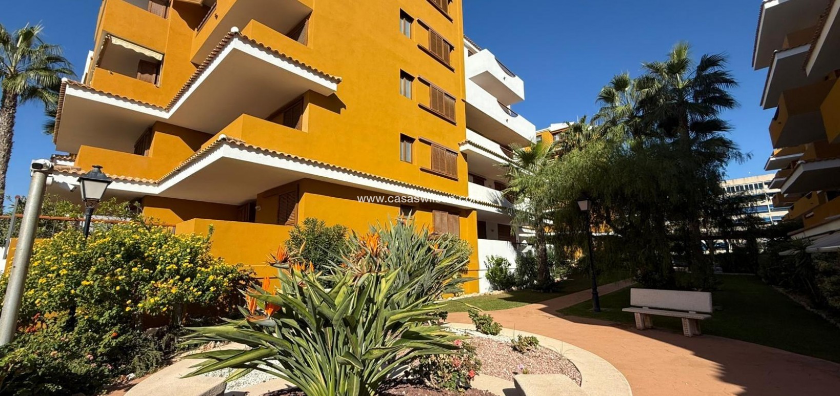 Sale - Apartment - Torrevieja - Punta prima