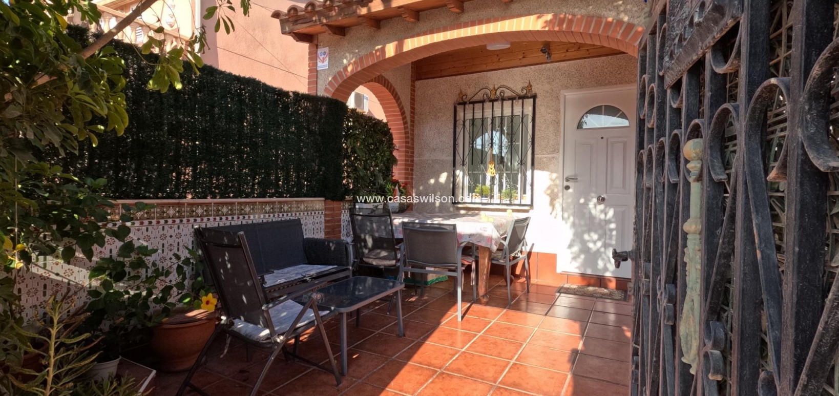 Sale - Townhouse - Torrevieja - El Acequión - Los Náufragos