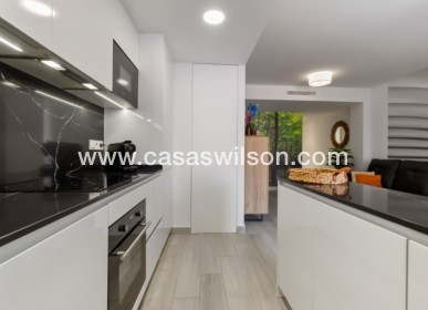 Sale - Apartment - Torrevieja - Costa Blanca