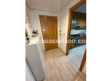 Sale - Apartment - Torrevieja - Centro