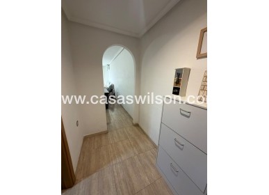 Sale - Apartment - Torrevieja - Centro