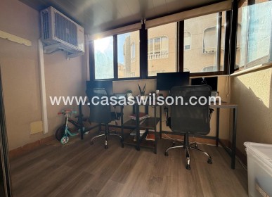 Sale - Apartment - Torrevieja - Centro