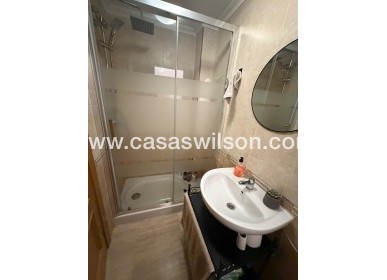 Sale - Apartment - Torrevieja - Centro