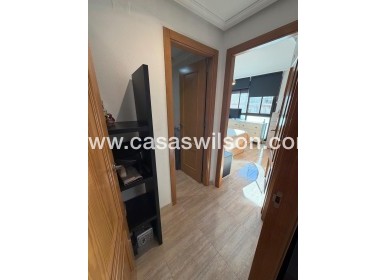 Sale - Apartment - Torrevieja - Centro