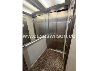 Sale - Apartment - Torrevieja - Centro