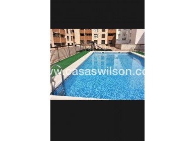 Sale - Apartment - Torrevieja - Centro