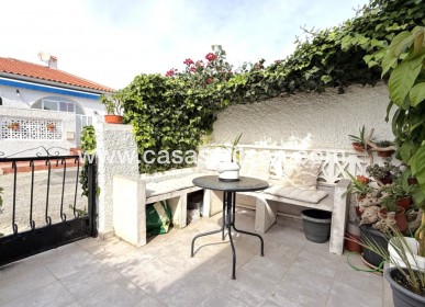 Sale - Bungalow - Torrevieja - Costa Blanca