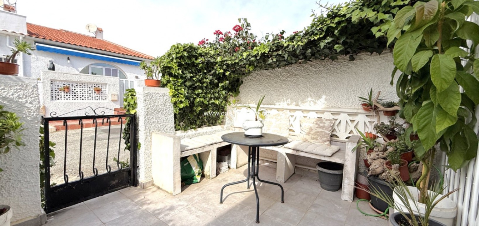 Sale - Bungalow - Torrevieja - Costa Blanca