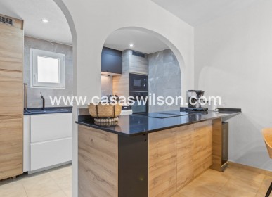 Sale - Bungalow - Torrevieja - Costa Blanca