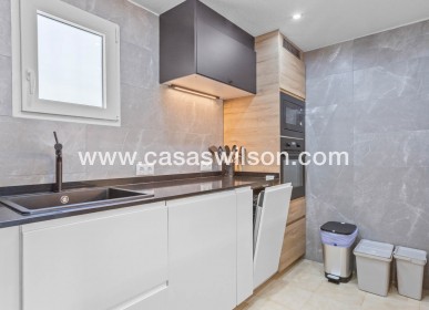 Sale - Bungalow - Torrevieja - Costa Blanca