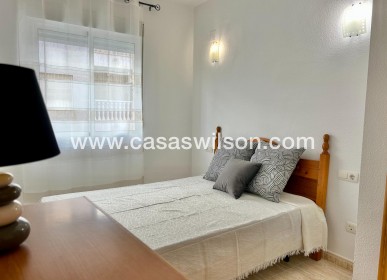 Sale - Apartment - Torrevieja - Estacion De Autobuses