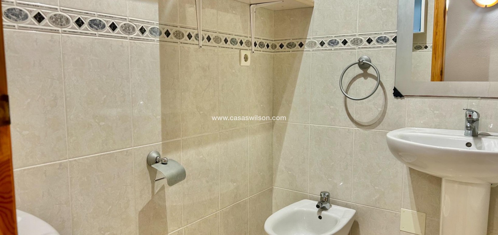 Sale - Apartment - Torrevieja - Estacion De Autobuses