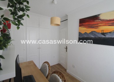 Sale - Apartment - Torrevieja - Costa Blanca