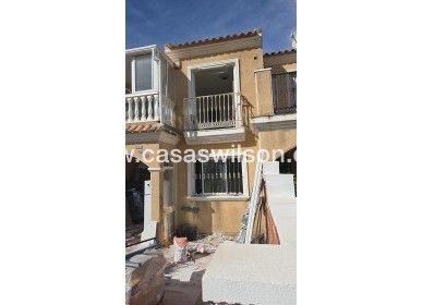 Sale - Townhouse - Torrevieja - Aguas Nuevas