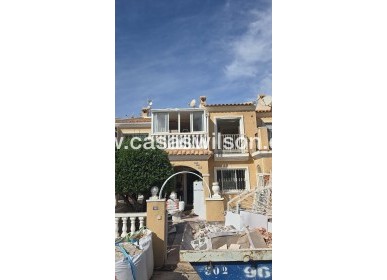 Sale - Townhouse - Torrevieja - Aguas Nuevas