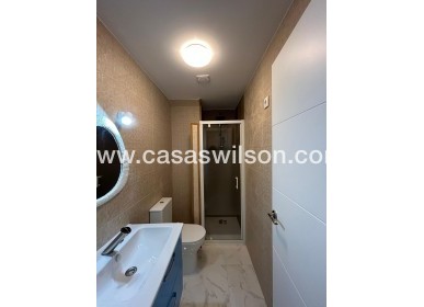 Sale - Apartment - Torrevieja - Centro