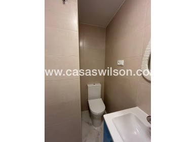 Sale - Apartment - Torrevieja - Centro